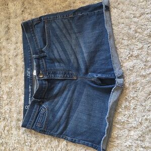 LOFT Denim Roll Shorts in Staple Dark Indigo Wash